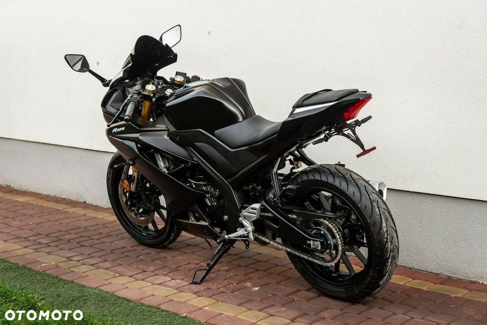 Yamaha YZF - 5