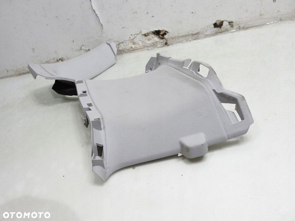 OSŁONA SŁUPKA PRAWY TYŁ C PEUGEOT 407 SW - 3