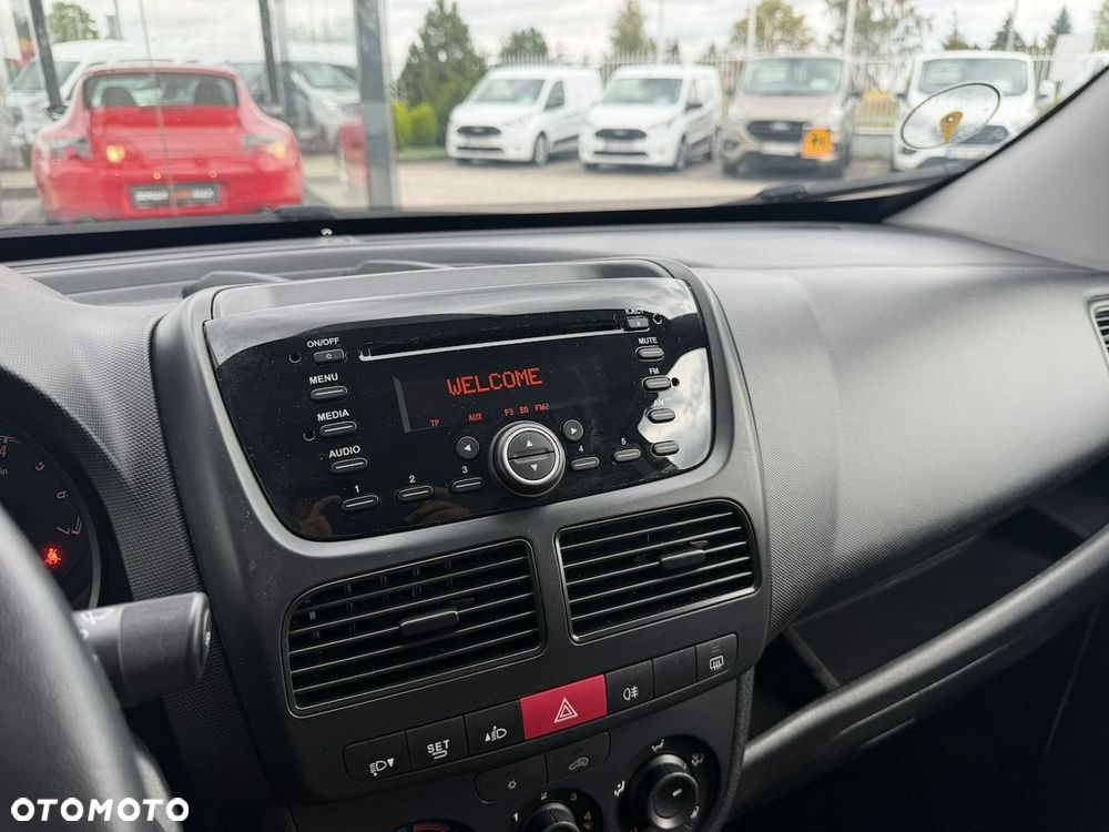 Opel Combo - 21