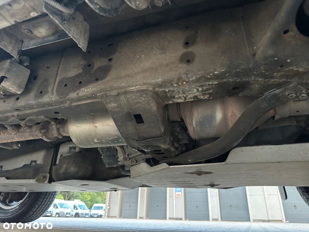 Toyota Land Cruiser LC 2.8 D-4D Invincible - 11