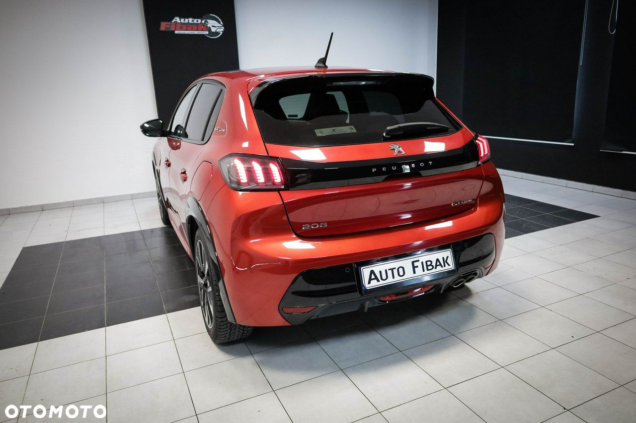 Peugeot 208 - 9