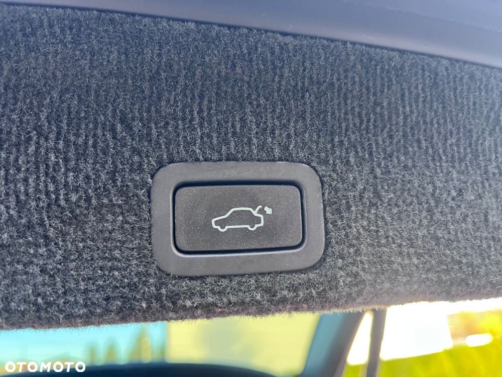 Volvo XC 60 - 25