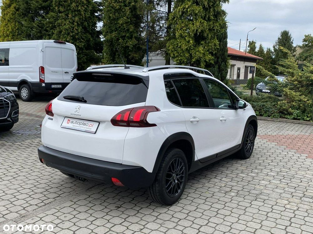 Peugeot 2008 1.5 BlueHDi Signature - 6