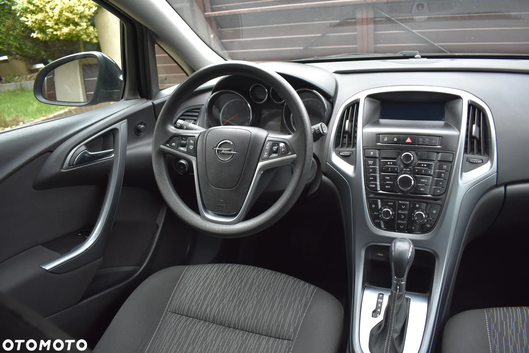 Opel Astra IV 1.6 Cosmo - 17