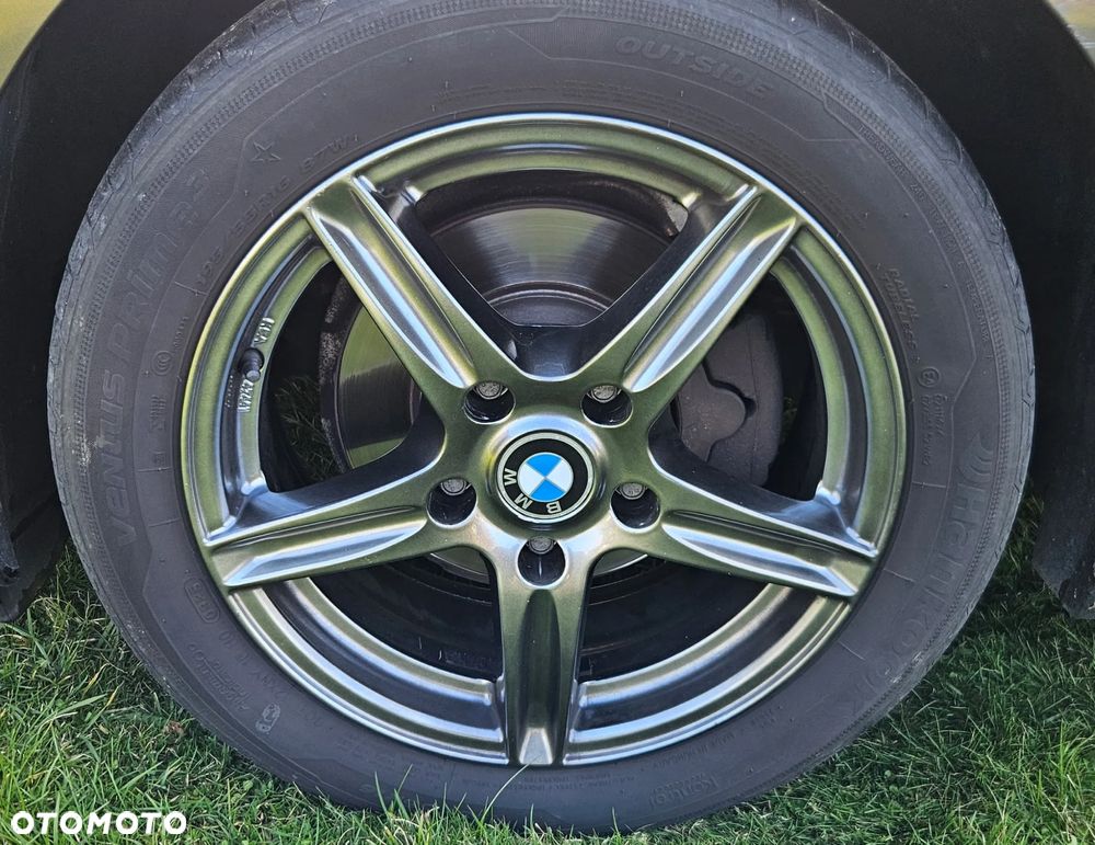 BMW Seria 1 116i - 30