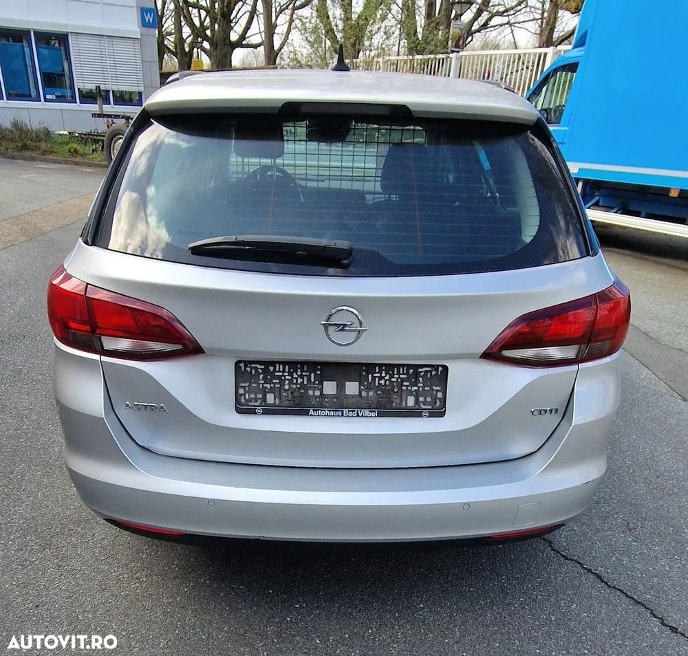 Opel Astra - 4