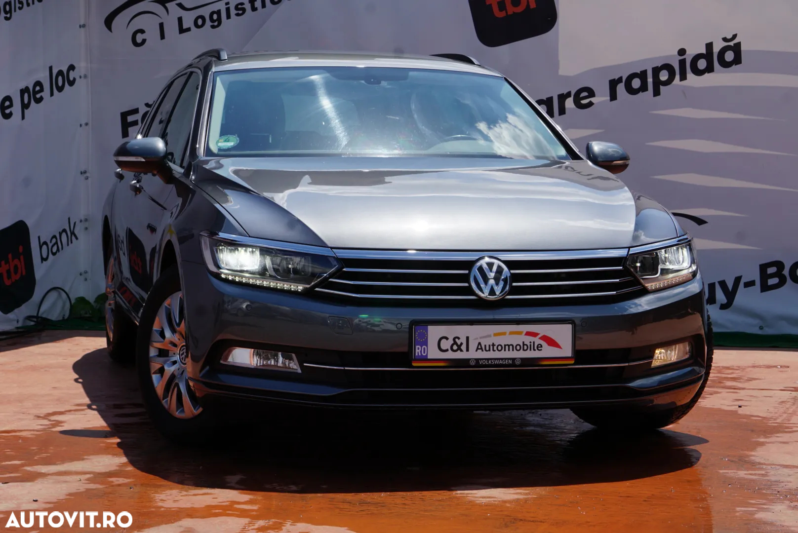 Volkswagen Passat Variant 2.0 TDI DSG Comfortline - 26