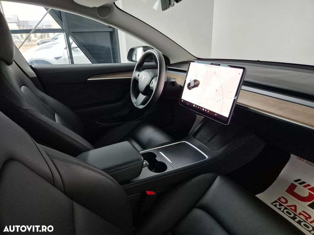 Tesla Model 3 Langstreckenbatterie Allradantrieb Dual Motor Performance - 12