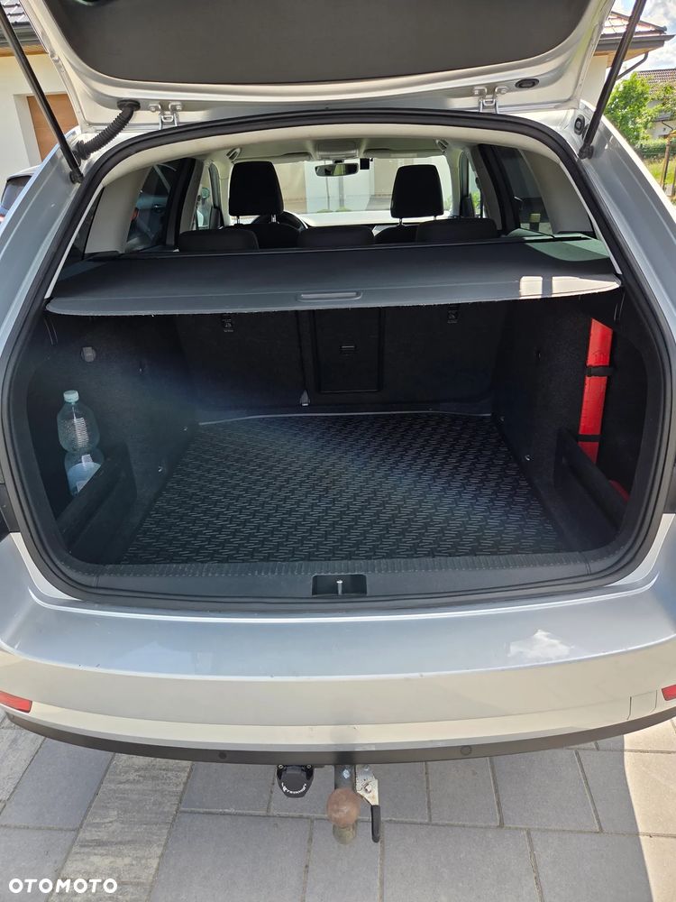Skoda Octavia 2.0 TDI Ambition DSG - 9