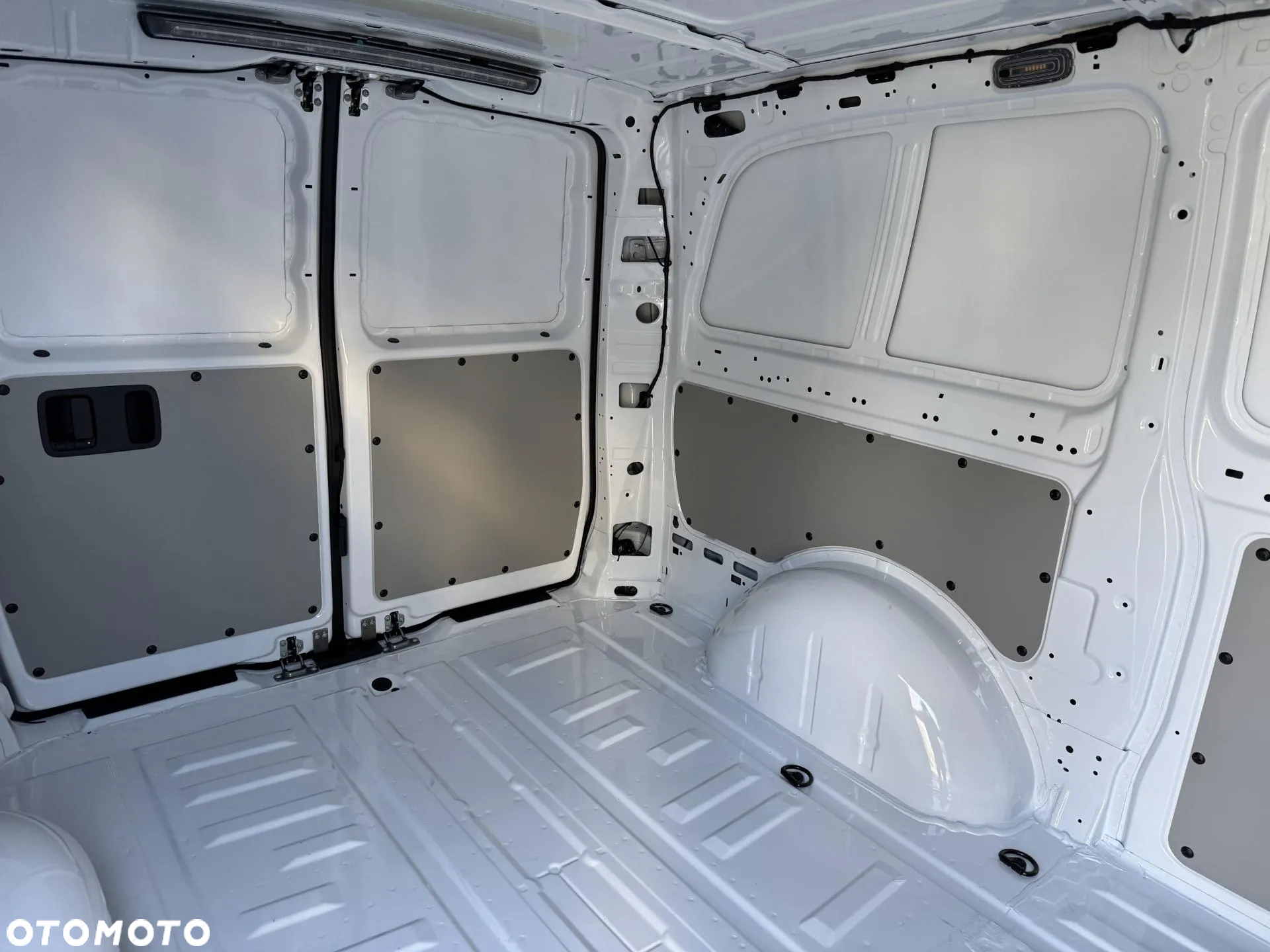 Mercedes-Benz Vito - 9