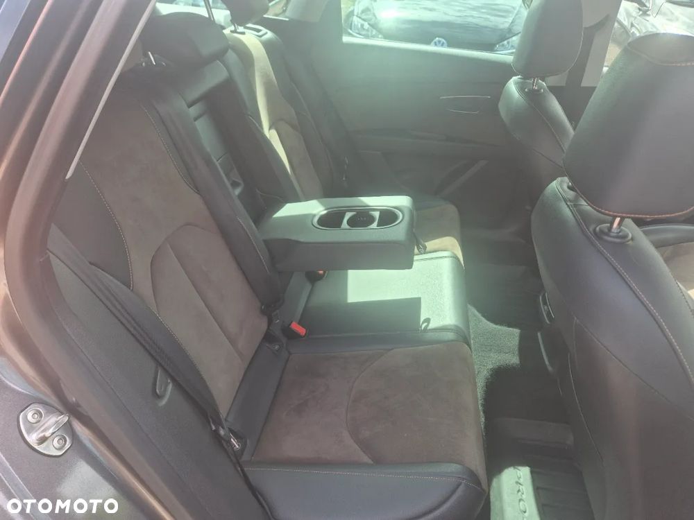 Seat Leon 2.0 TDI DPF XCELLENCE - 18