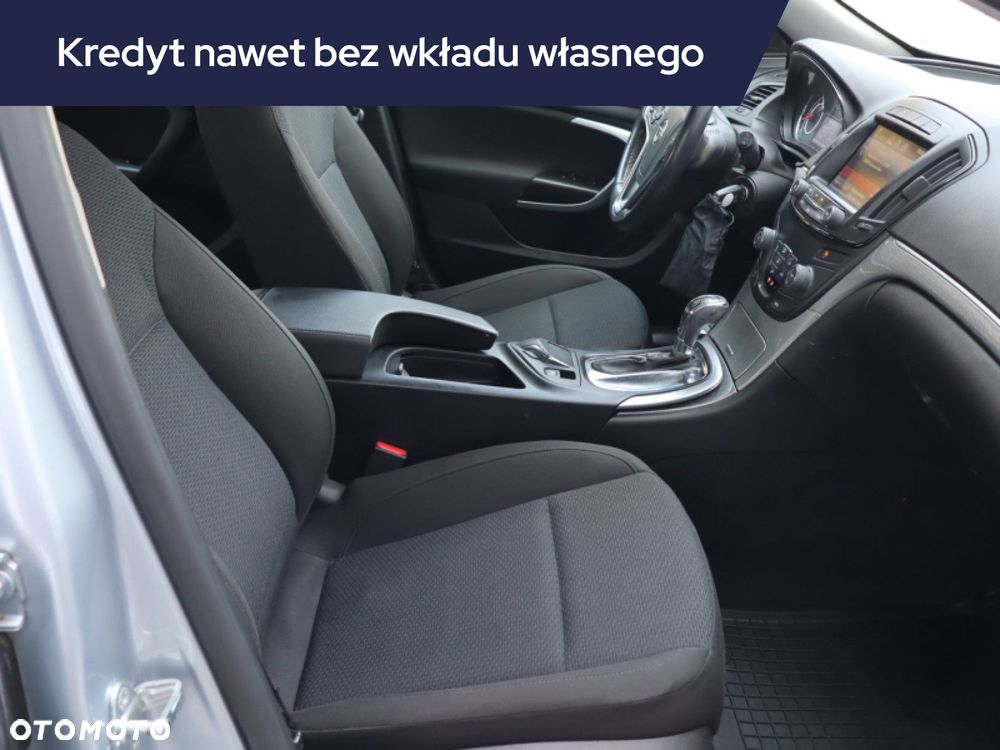 Opel Insignia - 11