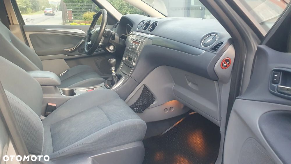 Ford S-Max - 7