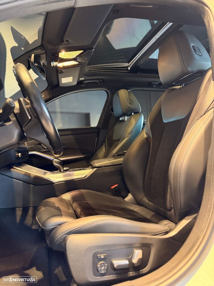 BMW 320 d Touring Pack Desportivo M Auto - 18