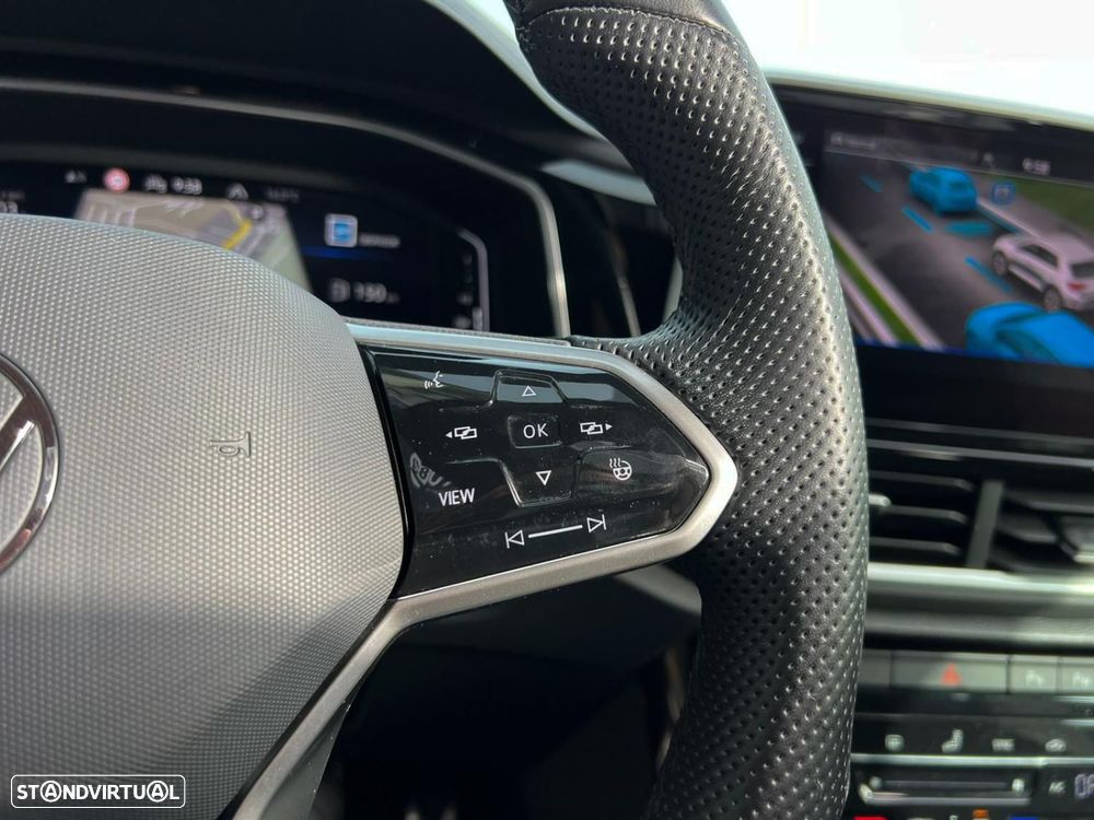 VW T-Roc 2.0 TDI R-Line DSG - 22