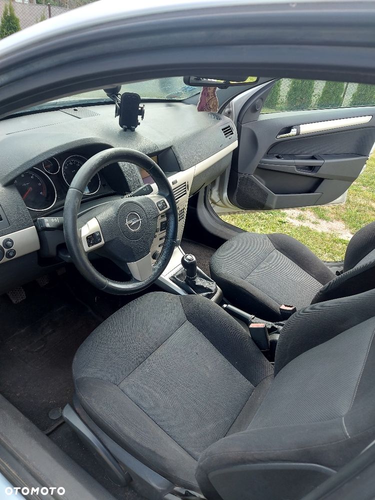 Opel Astra - 4