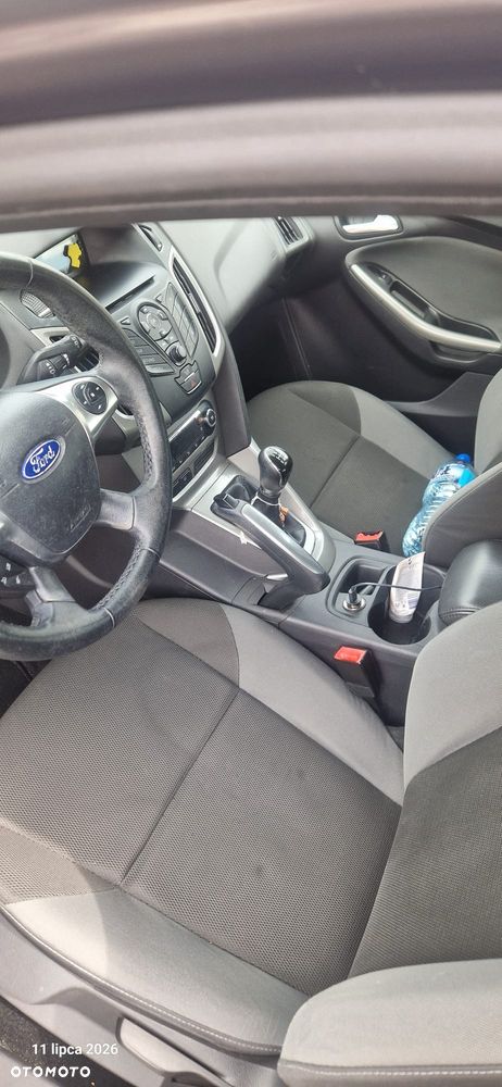 Ford Focus 1.6 Ambiente - 8
