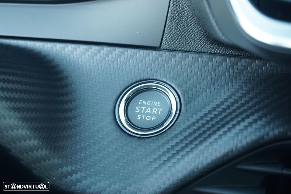 Peugeot e-2008 54 kWh Allure - 43