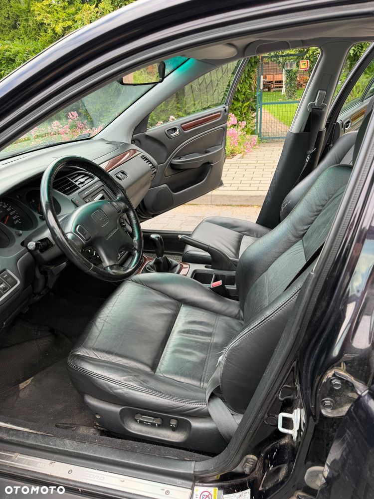 Honda Accord - 12