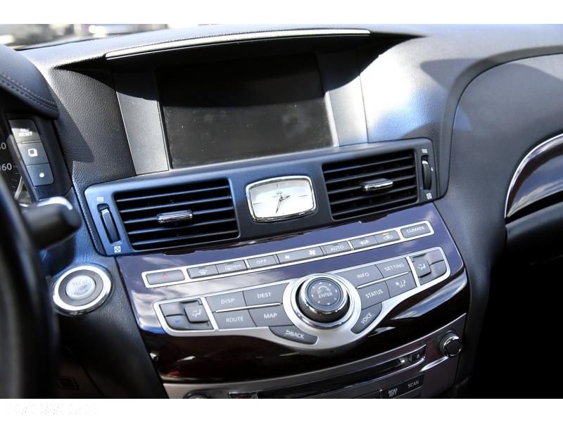 Infiniti M M37 S - 9