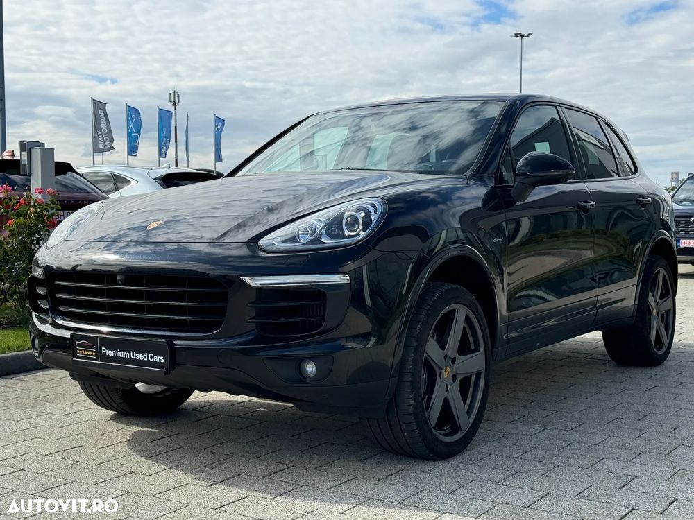 Porsche Cayenne 3.0 L - 3
