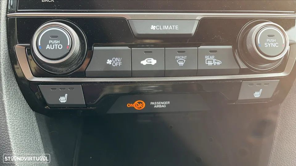 Honda Civic 1.0 i-VTEC Executive - 33