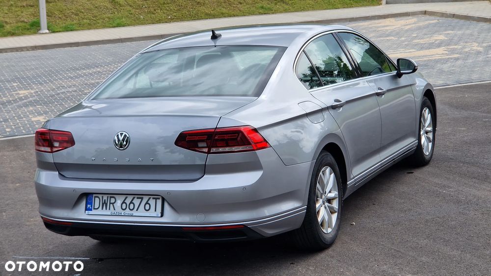 Volkswagen Passat 1.5 TSI EVO Business DSG - 9