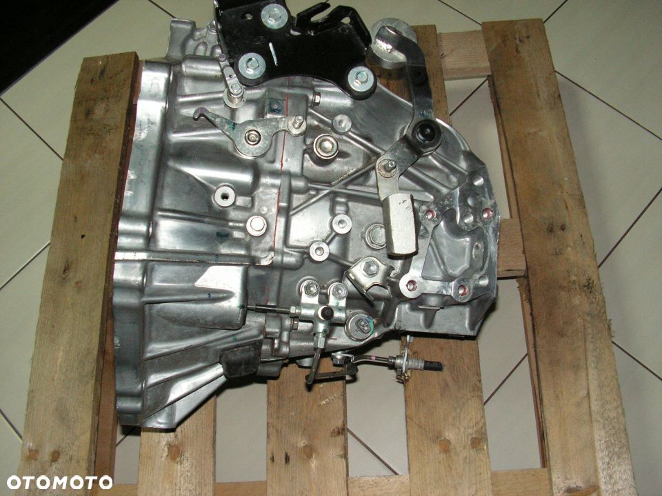 COROLLA E15 1,8 SKRZYNIA BIEGÓW NOWA 11 TYŚ KM - 5