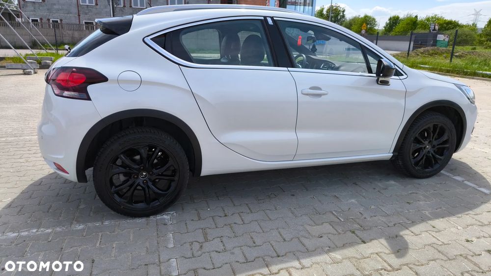 DS Automobiles DS 4 Crossback ver-1-2-puretech-be-chic-s-s - 14