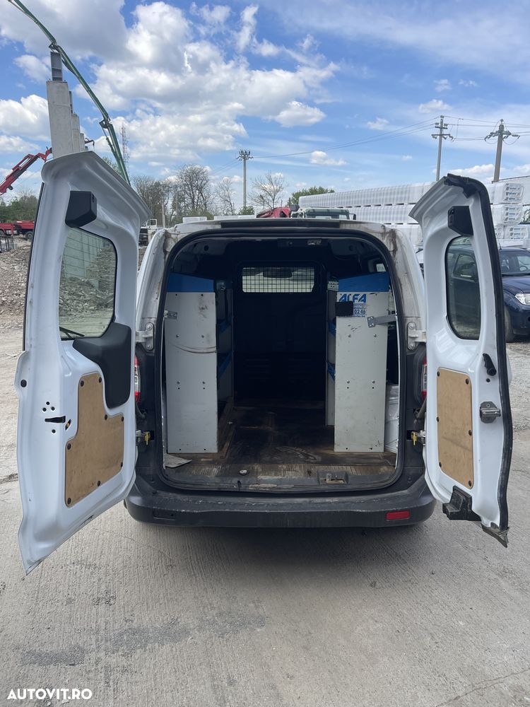 Ford Transit - 8