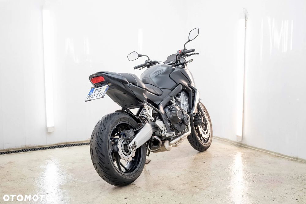 Honda CB - 6