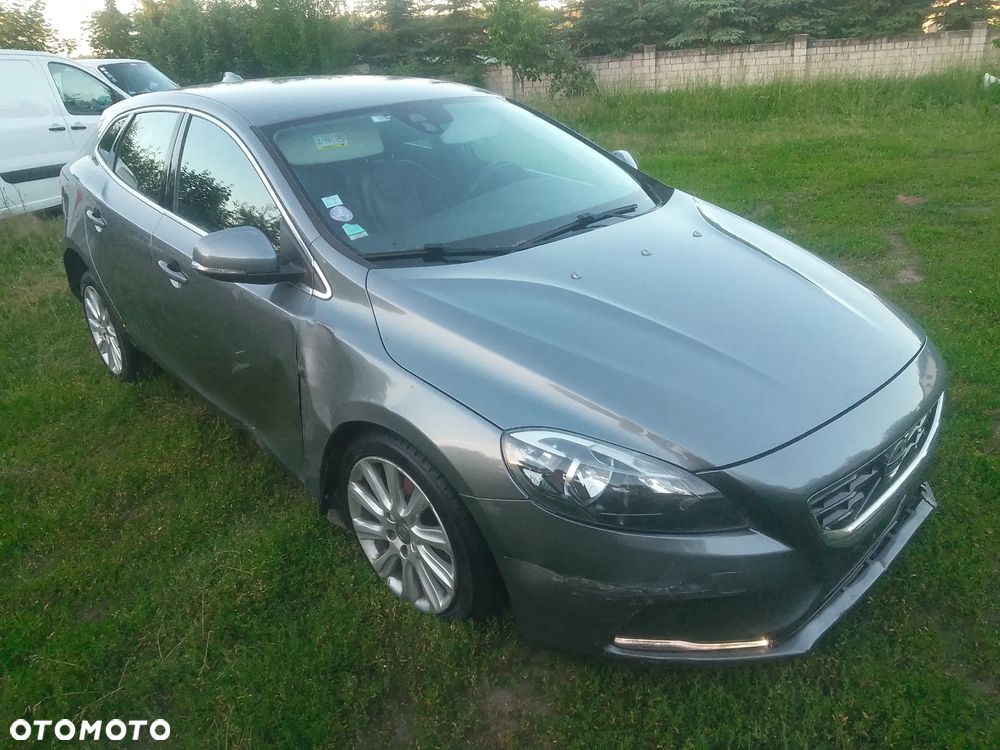 Volvo V40 T2 Drive-E Ocean Race - 1