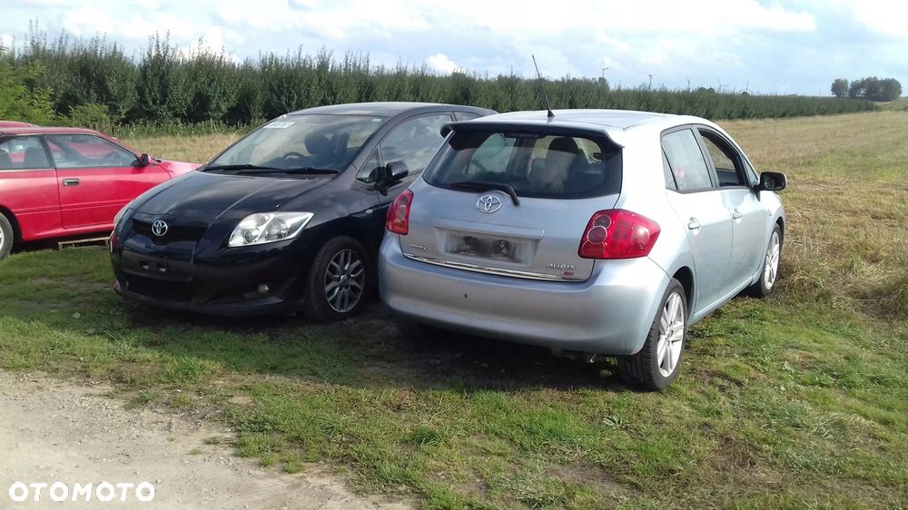 Auris I zwrotnica piasta lewa prawa 2,2 D-cat - 5