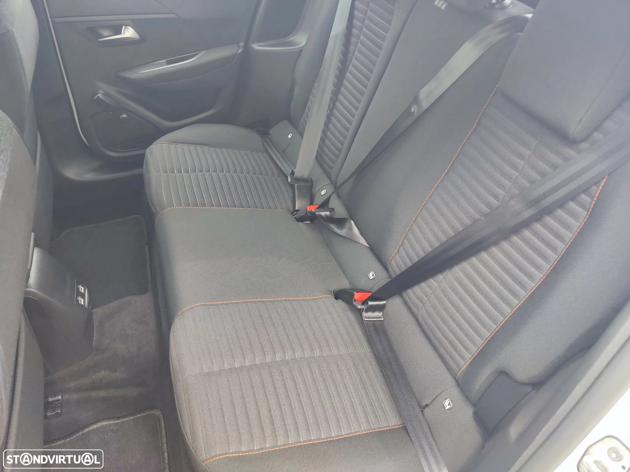 Peugeot e-208 50 kWh Active Pack - 14
