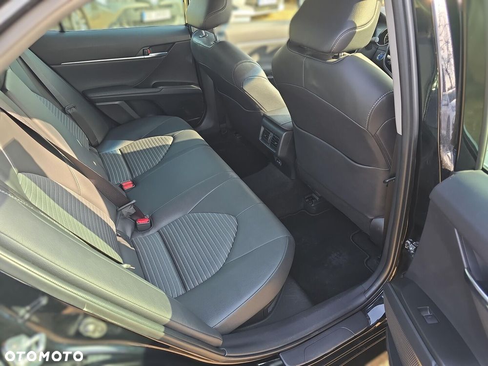 Toyota Camry 2.5 Hybrid Prestige CVT - 9