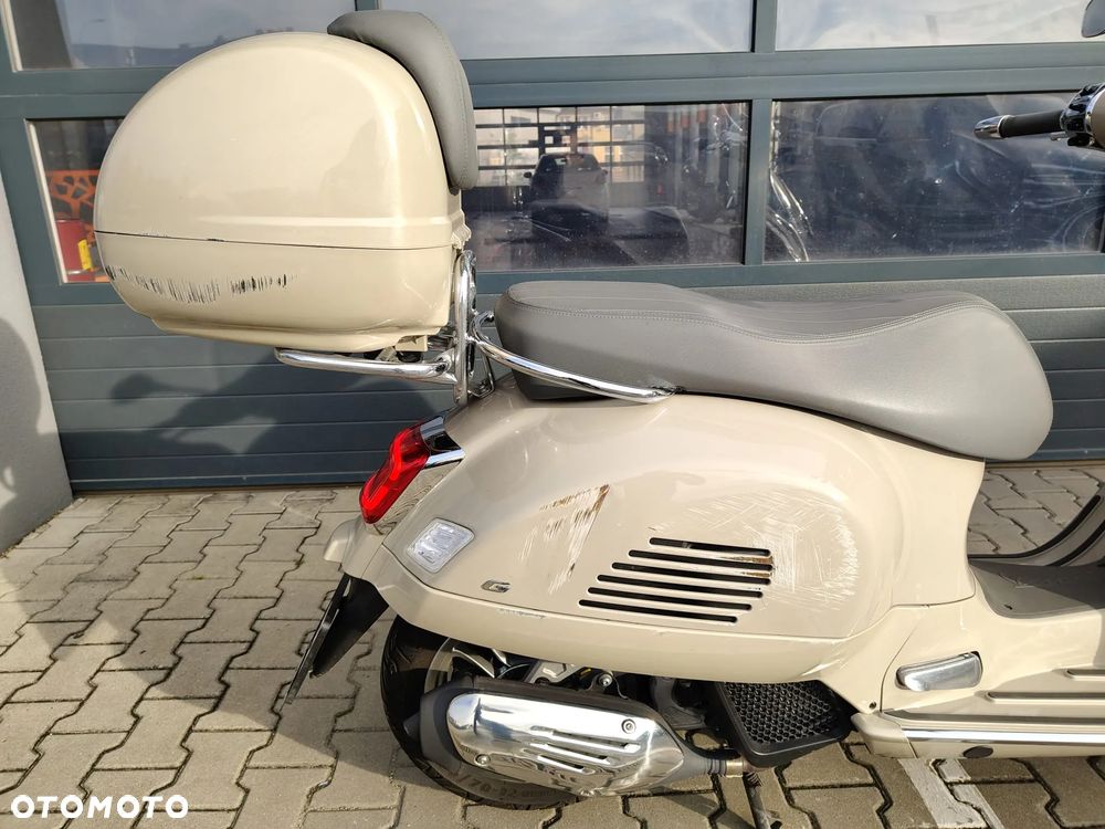 Piaggio Vespa - 17