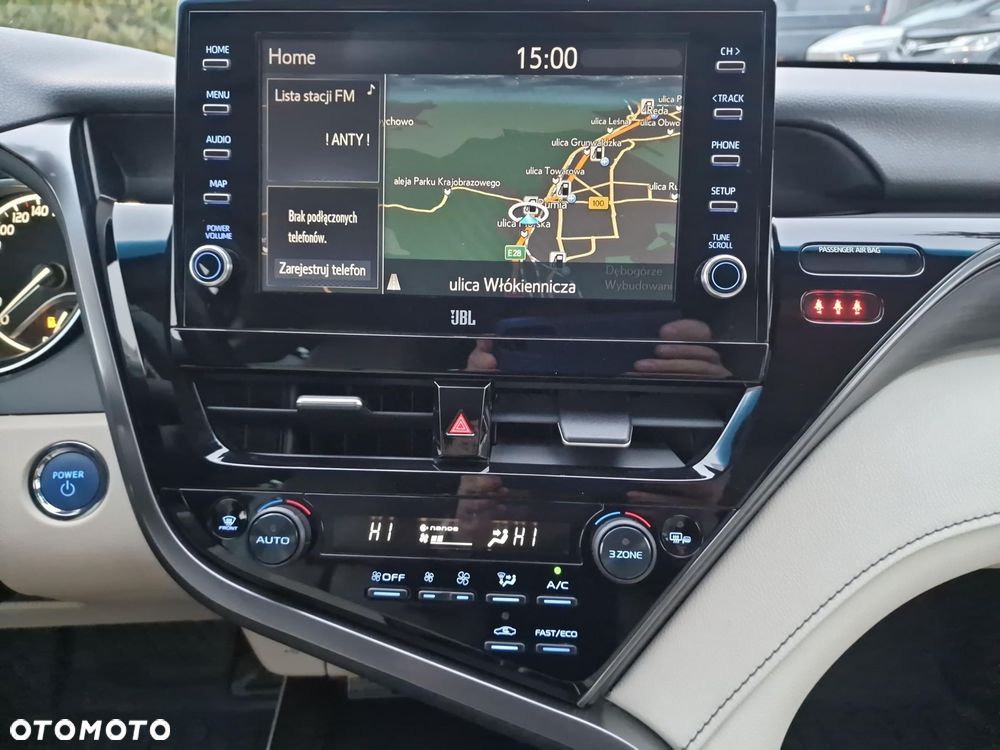 Toyota Camry 2.5 Hybrid Executive CVT - 20