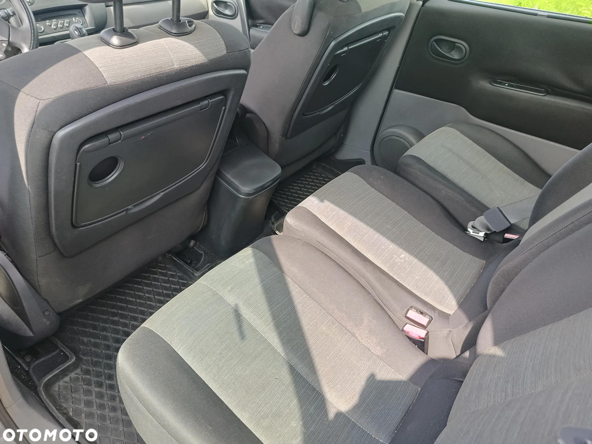 Renault Scenic - 8
