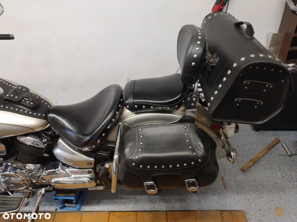 Yamaha XVS - 4