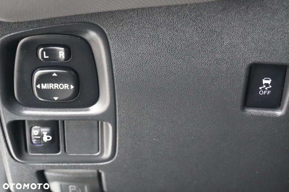 Peugeot 108 VTI 72 ETG5 Top Allure - 33