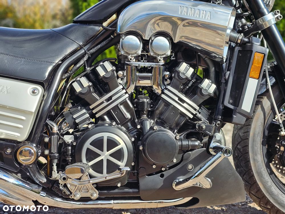 Yamaha V-MAX - 20