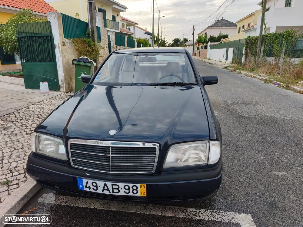 Mercedes-Benz C 200 D Elegance - 2