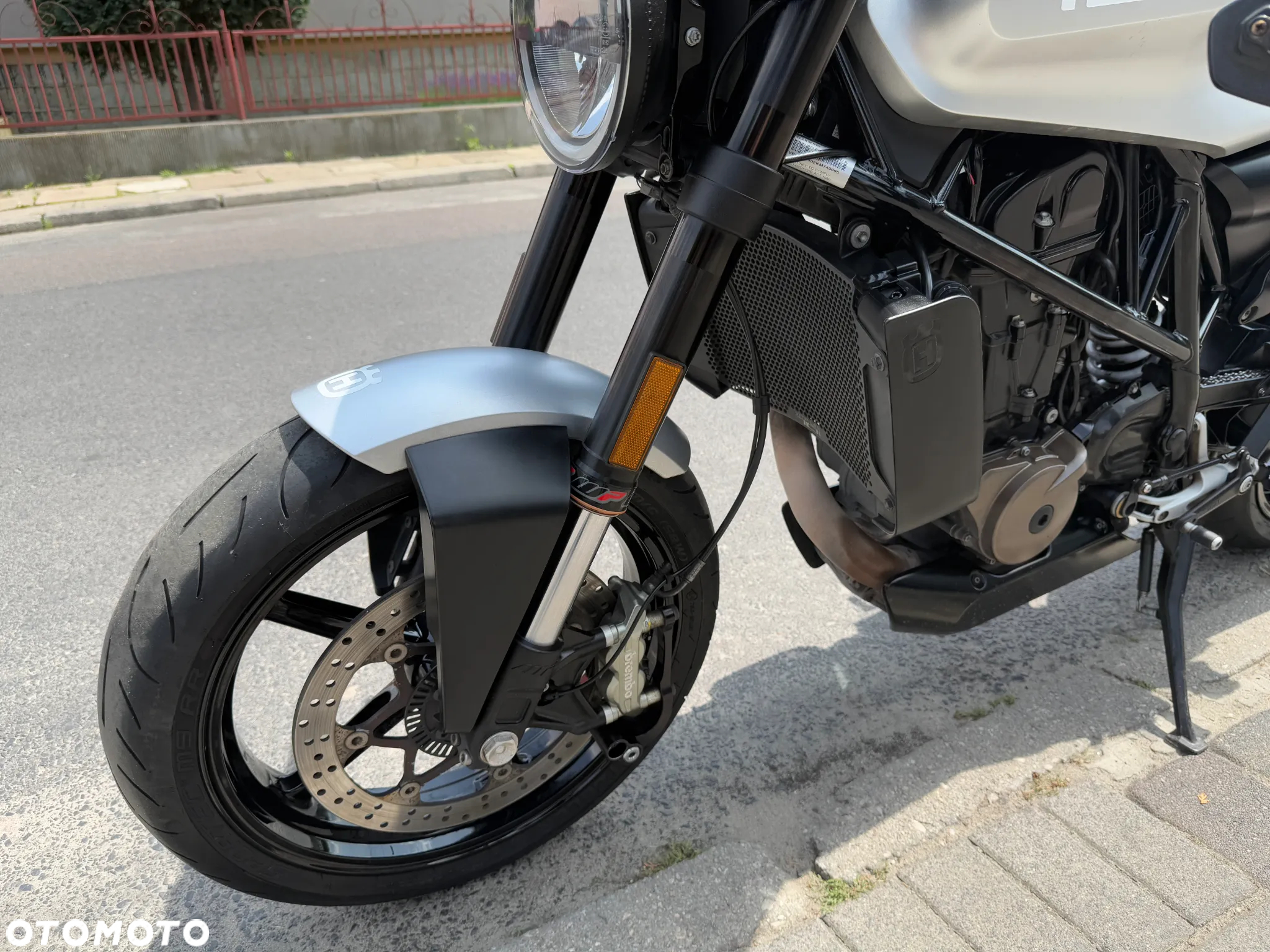Husqvarna Vitpilen - 28
