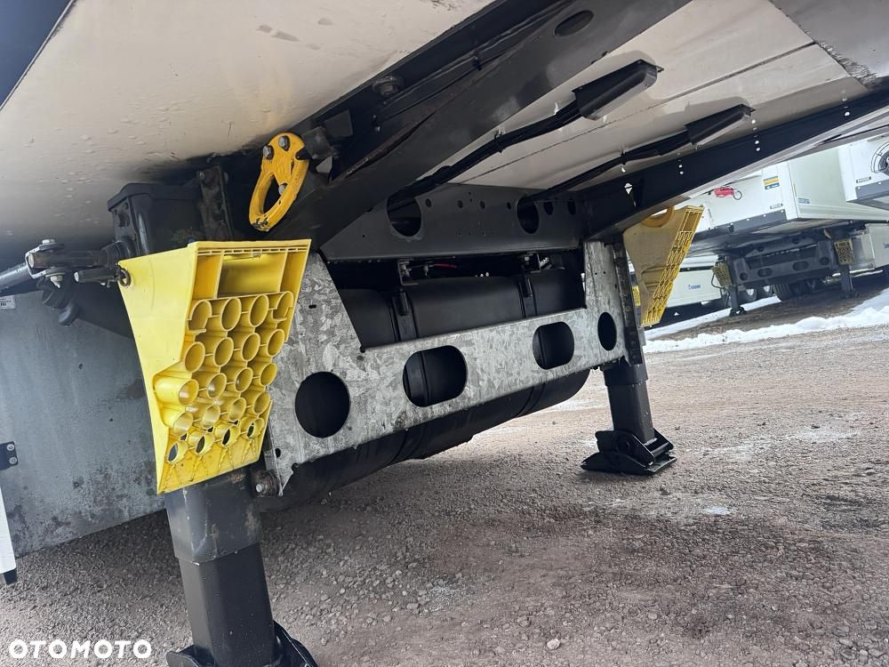 Krone ET:001  Carrier Vector 1950 , Doppelstock - 26