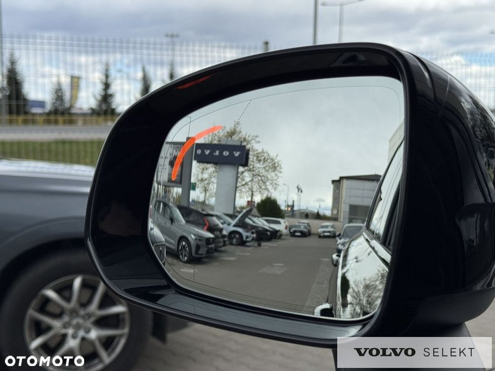 Volvo XC 90 - 30