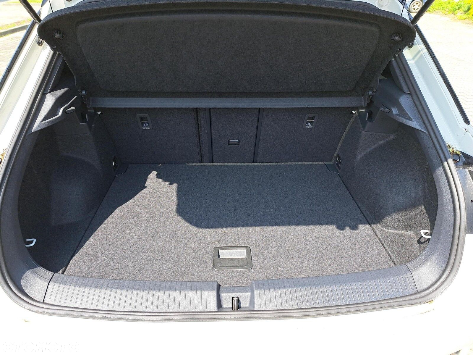 Volkswagen T-Roc 1.5 TSI R-Line Plus DSG - 19
