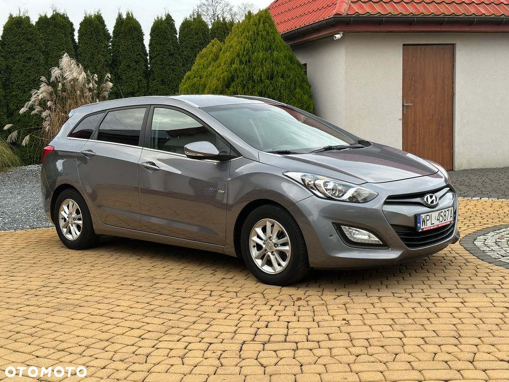 Hyundai i30 1.6 GDI Premium - 16