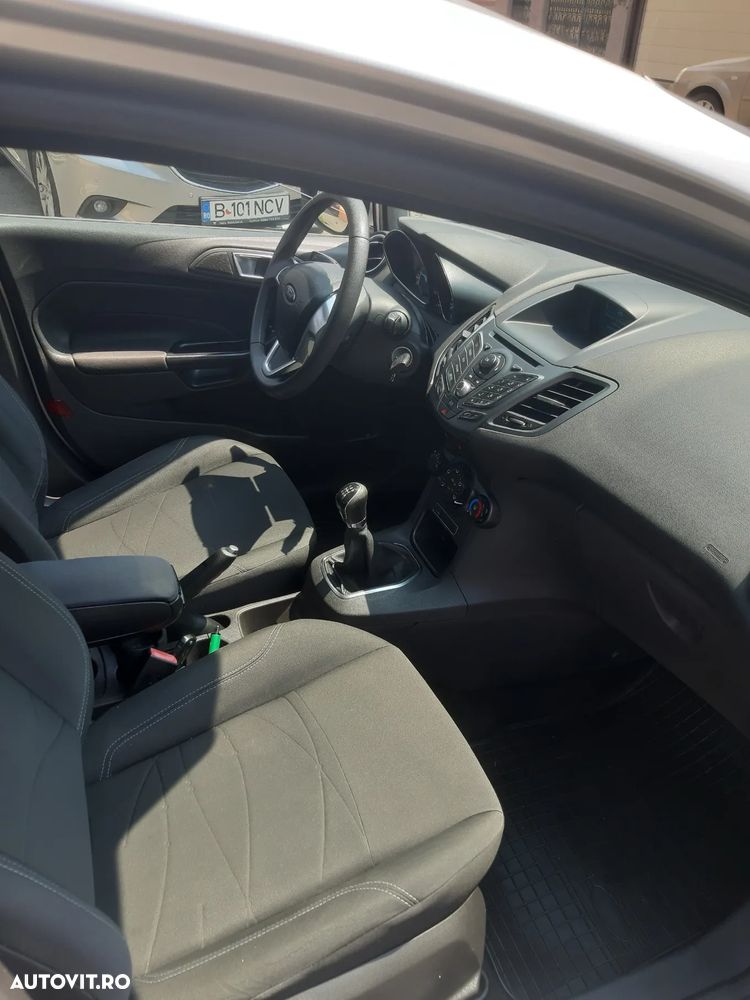 Ford Fiesta - 6