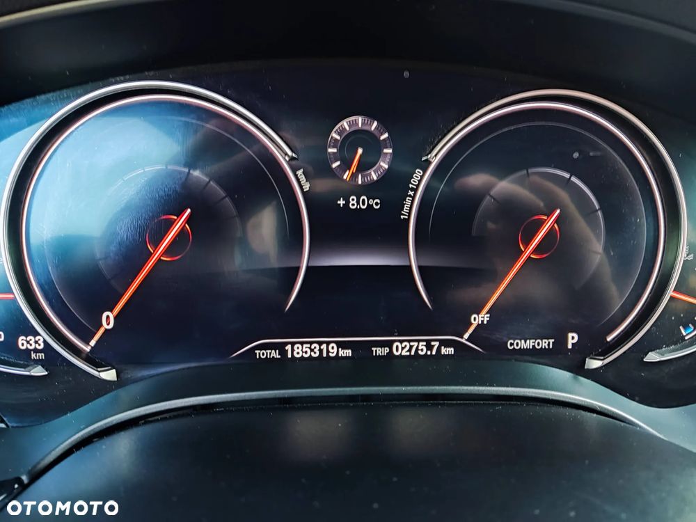 BMW Seria 5 520d xDrive Sport Line sport - 28