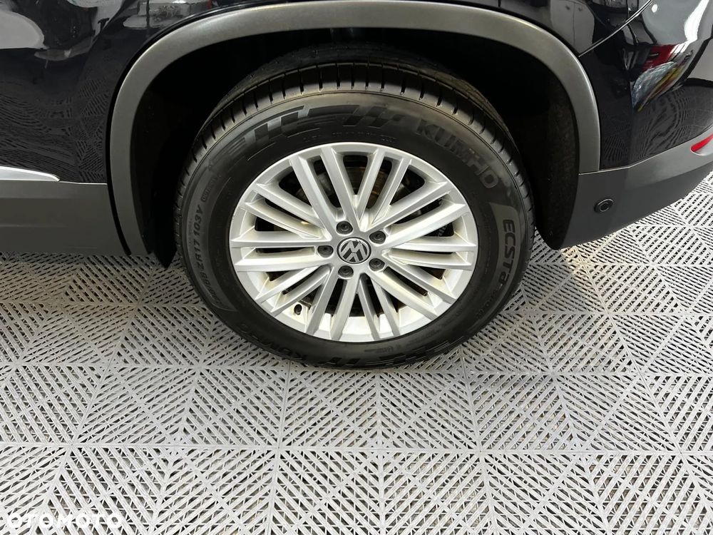 Volkswagen Tiguan - 10